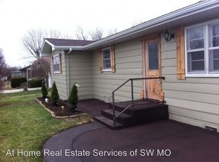 3145 W Silverleaf Ave, Springfield, MO 65807