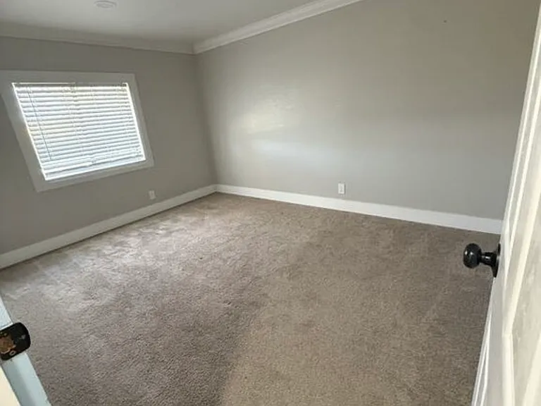 3150 Stone Ave — Photo 3