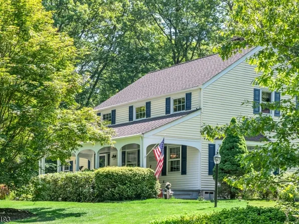 15 Orchard Road, Kinnelon Boro, NJ 07405