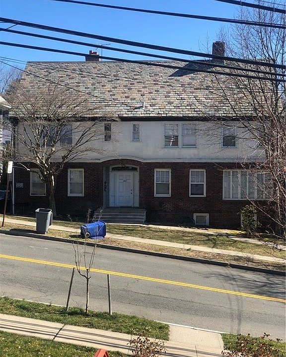 1st image of 182 Church St