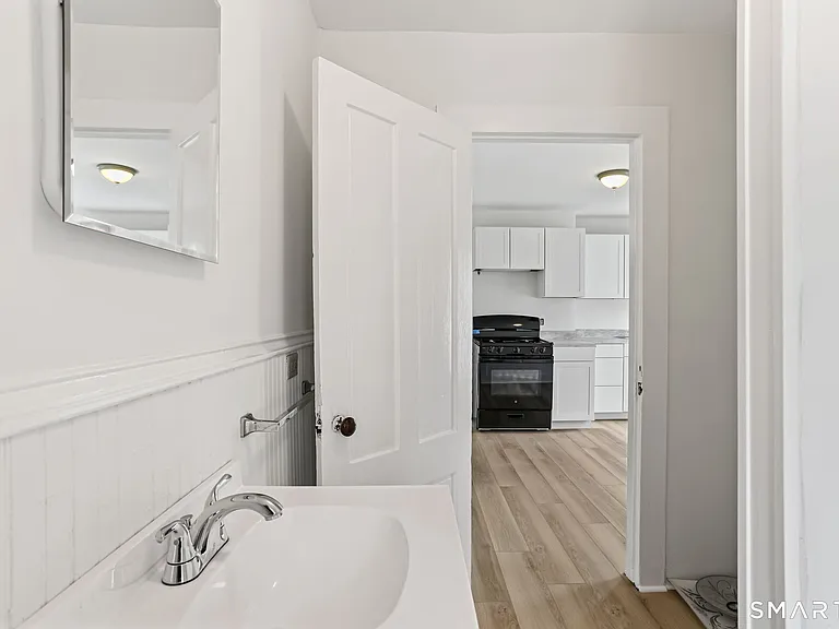 63 Reynolds St #B — Photo 16