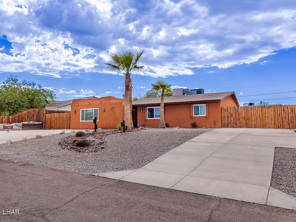 1st image of 1720 Onyx Ln