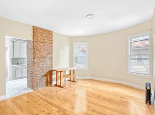 405 E 2nd St #2A, Brooklyn, NY 11218