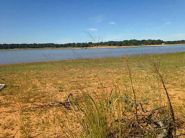 2nd image of Lake Rd