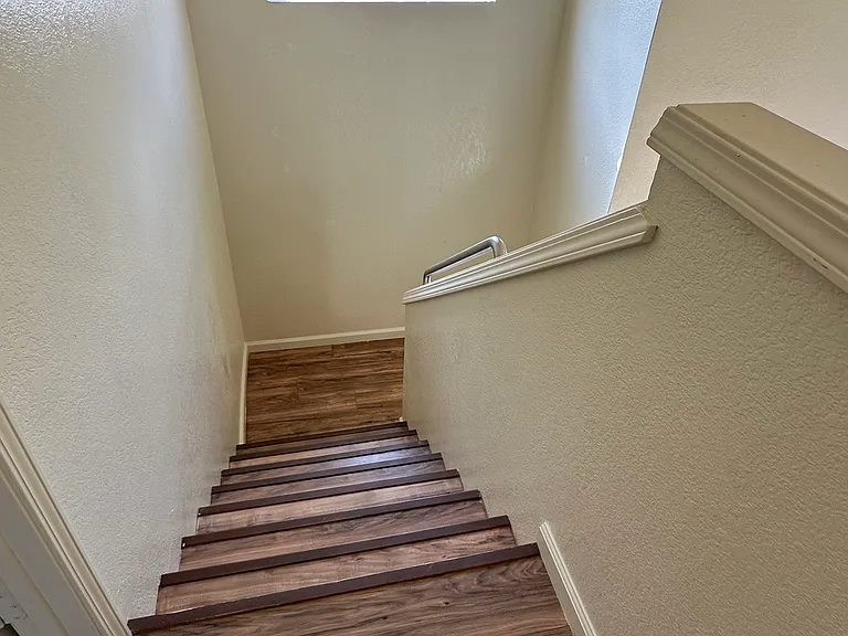 4527 W Providence Ave — Photo 9