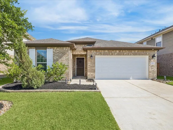 3830 Fleetwood Falls Ln, Spring, TX 77386