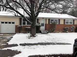 213 Eisenhower Dr, Dover, DE 19901