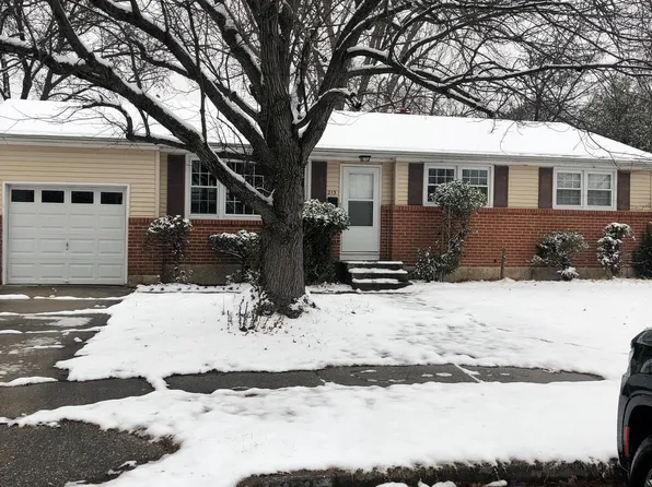 213 Eisenhower Dr, Dover, DE 19901