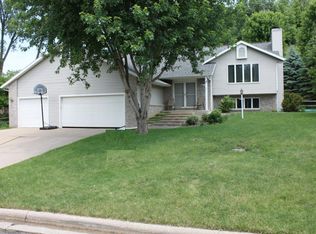 111 Fairway Ct, Onalaska, WI 54650