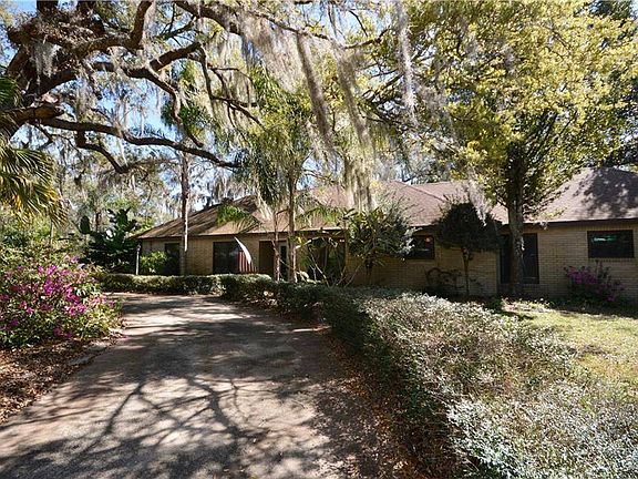 3rd image of 2323 Revona Ct