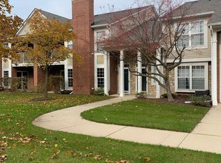 5508 Pine Aires Dr, Sterling Heights, MI 48314