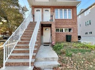 885 N Railroad St, Staten Island, NY 10312