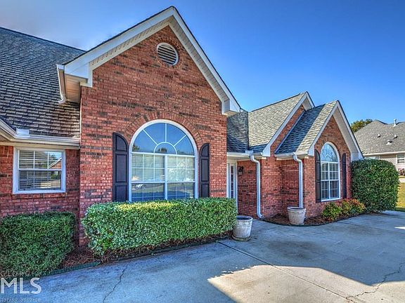 3rd image of 1438 Elena Dr
