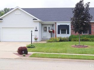 305 Stonewood Dr, East Peoria, IL 61611