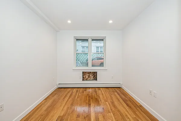 Sold by Ben Bay Realty Co. of Bay Ridge | media 9