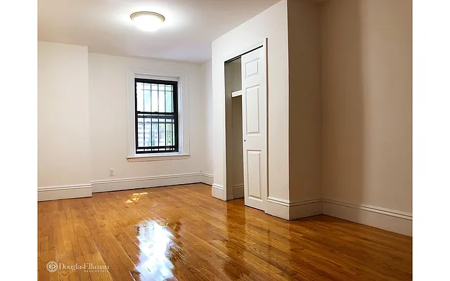 Rented by Douglas Elliman | media 8