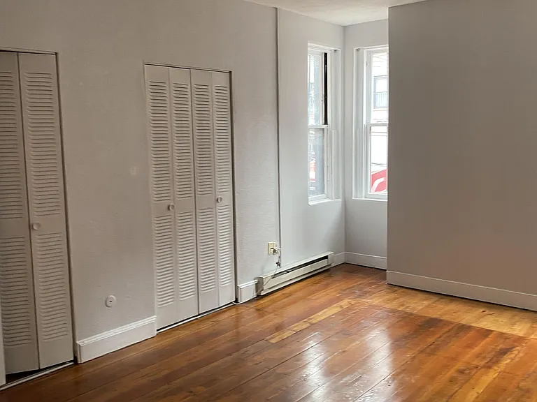 303 Marlborough St #2B — Photo 1