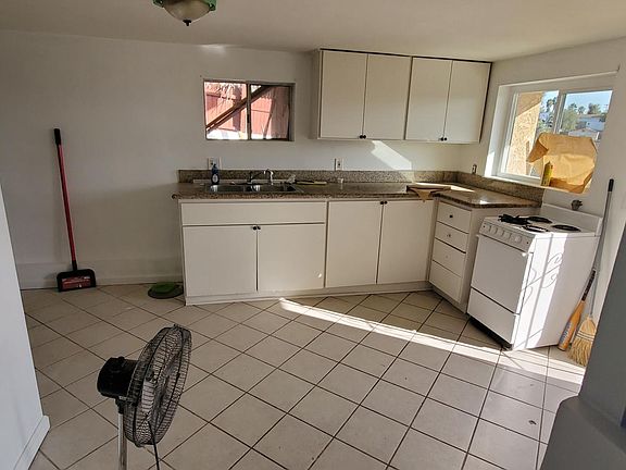 3rd image of 2506 1/2 Fenton Pl