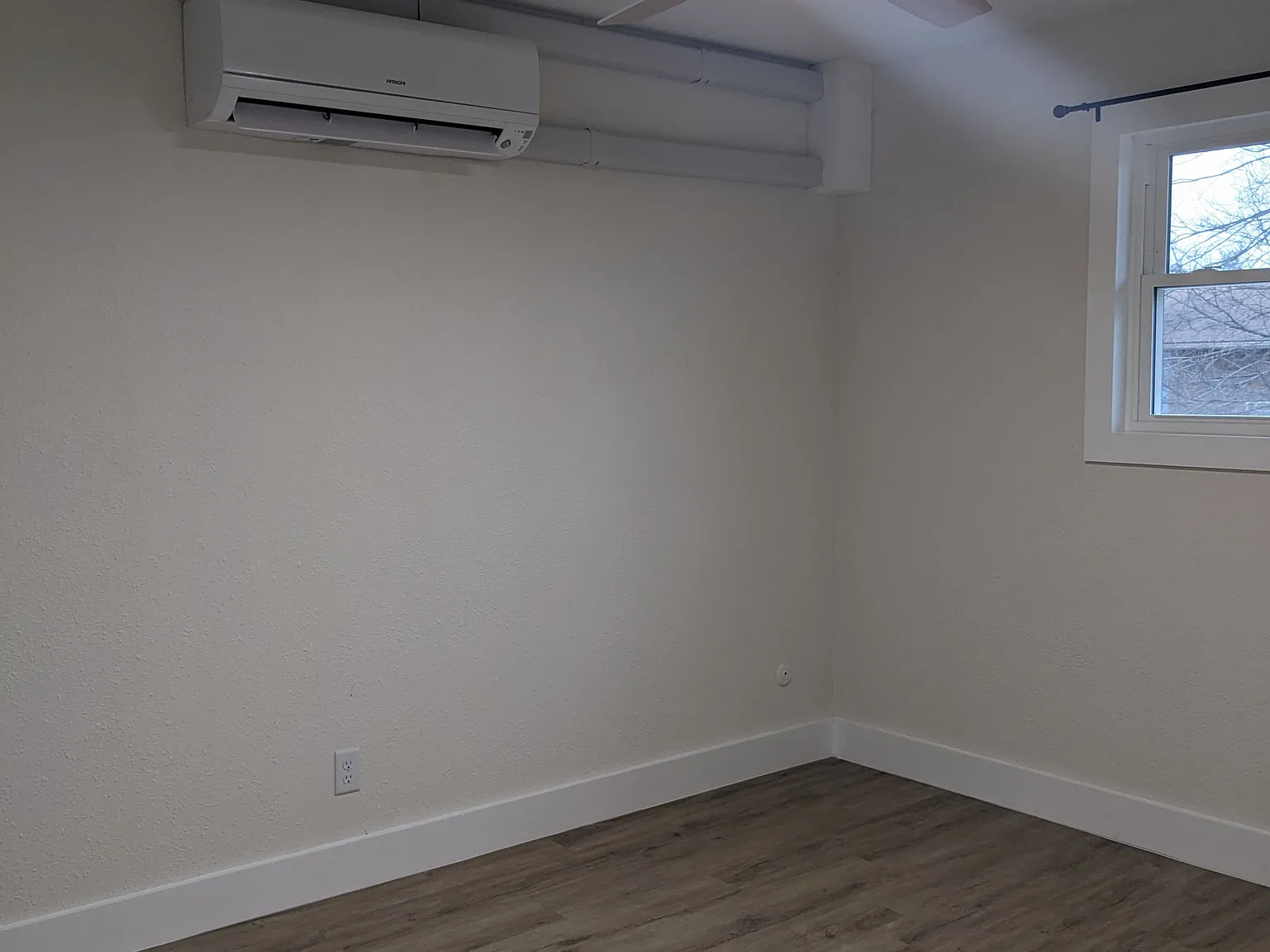 2 bed, 1.0 bath, 700 sqft, $995 — Photo 3