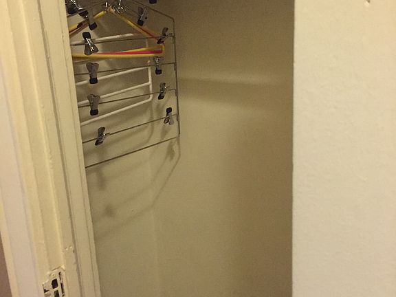 4th image of 4142 40th St APT B6