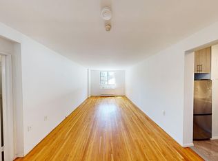 433 W 43rd St #PHC, New York, NY 10036