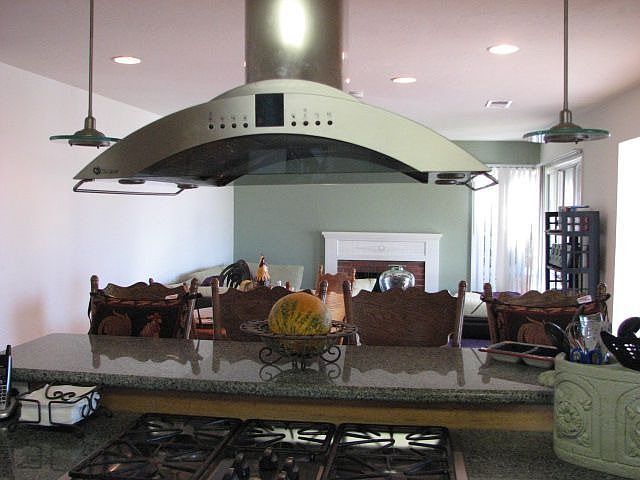 1st image of 16090 Gramercy Dr