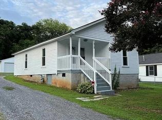 1415 Essex Ave, Gastonia, NC 28052