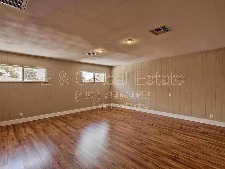 1030 E Manhatton Dr — Photo 25