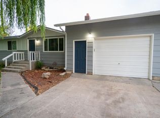 53 Spruce Ln, Smithfield, UT 84335