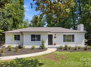 943 Hickory Nut St, Charlotte, NC 28205