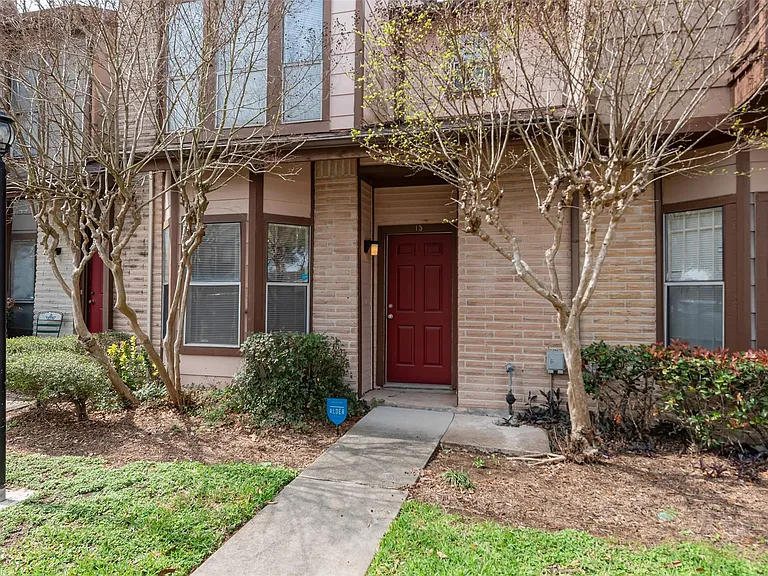 12400 Brookglade Cir #15 — Photo 2