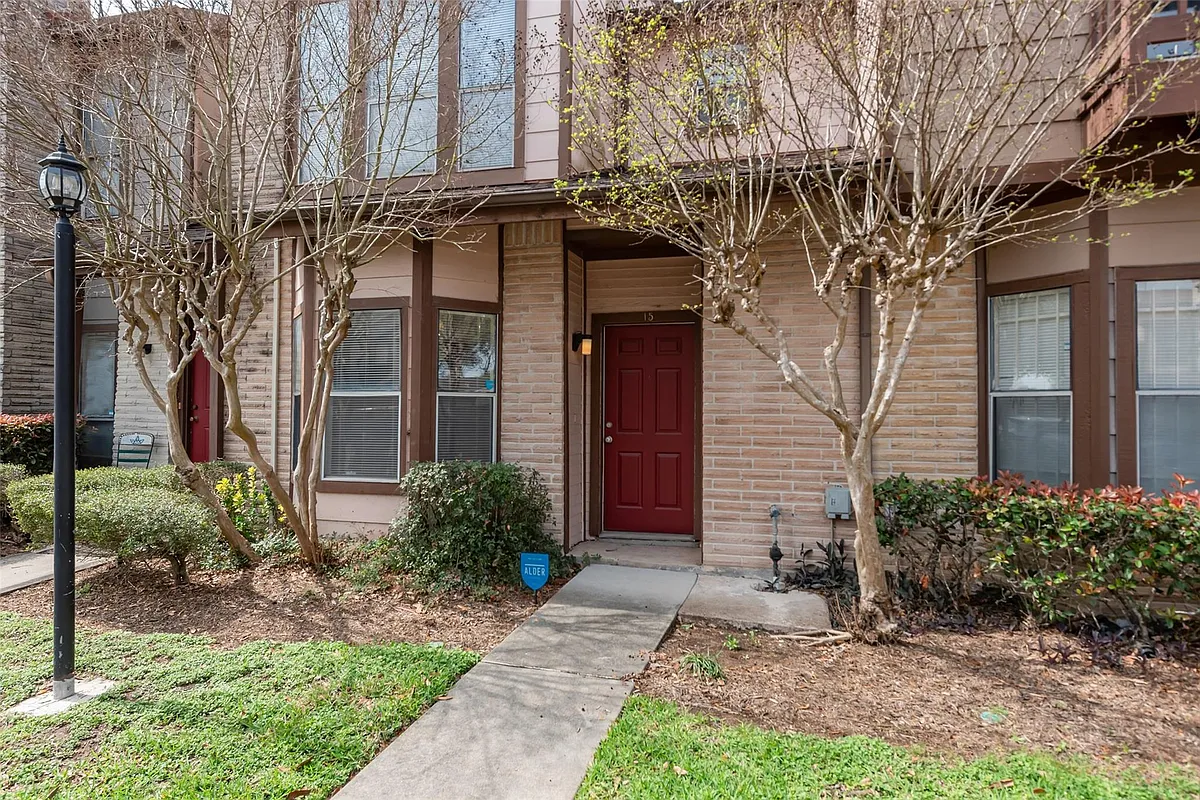 Building Photo - 12400 Brookglade Cir #15