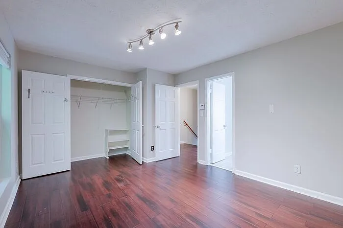 255 Winding River Dr #J — Photo 16