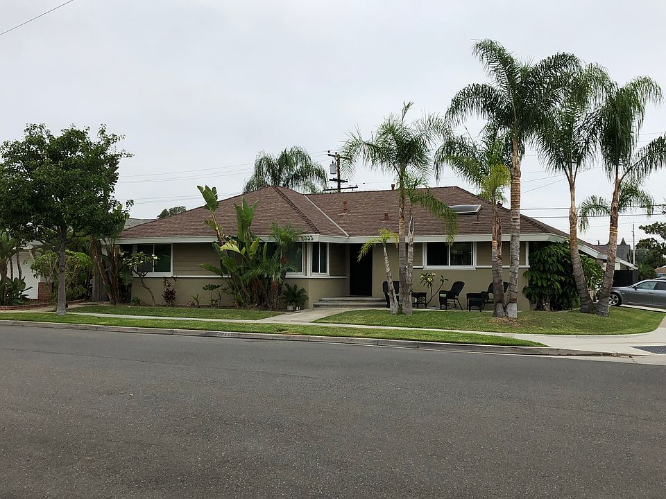 1st image of 2833 Francis Ln