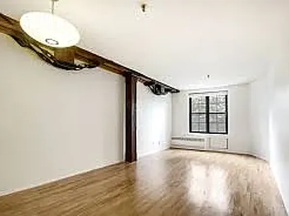 324 Pearl St APT 4C, New York, NY 10038