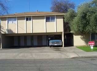 821 N Floral St APT B, Visalia, CA 93291