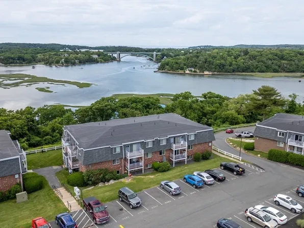 145 Essex Ave APT 519, Gloucester, MA 01930