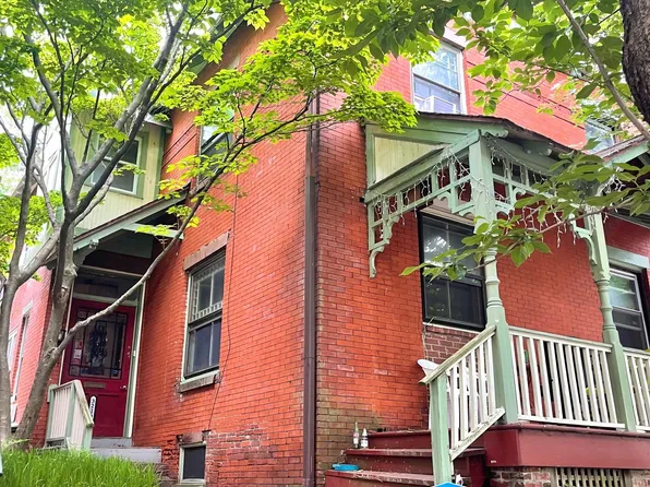 3216 Winter St, Philadelphia, PA 19104