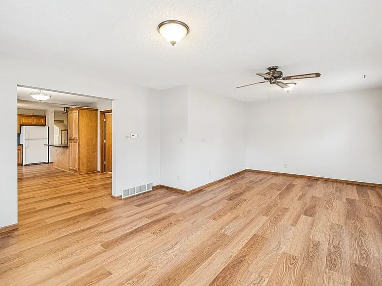 220 B St — Photo 10