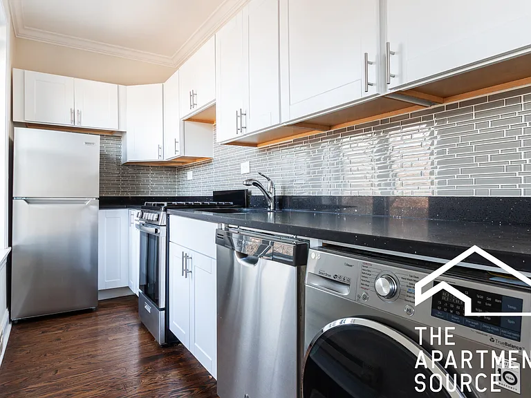 925 W Waveland Ave #3 — Photo 6