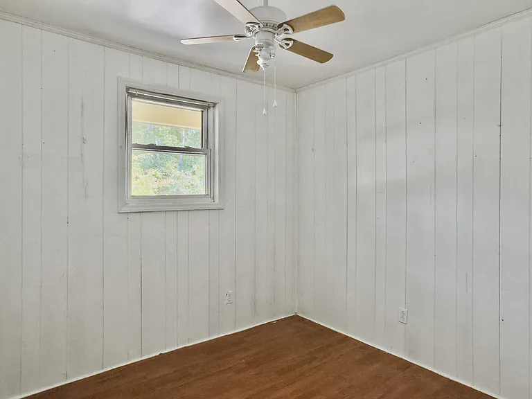 1137 Carter Rd — Photo 18