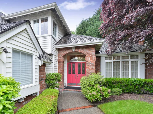 3360 212th Ct SE, Sammamish, WA 98075