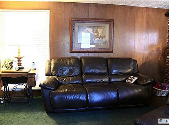 4th image of 18601 Woodwind Ln