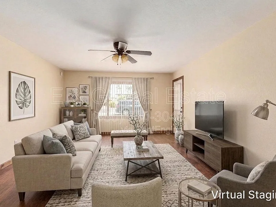 319 E Riviera Dr
