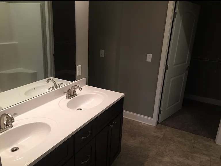 2162 Frewin Ct — Photo 2