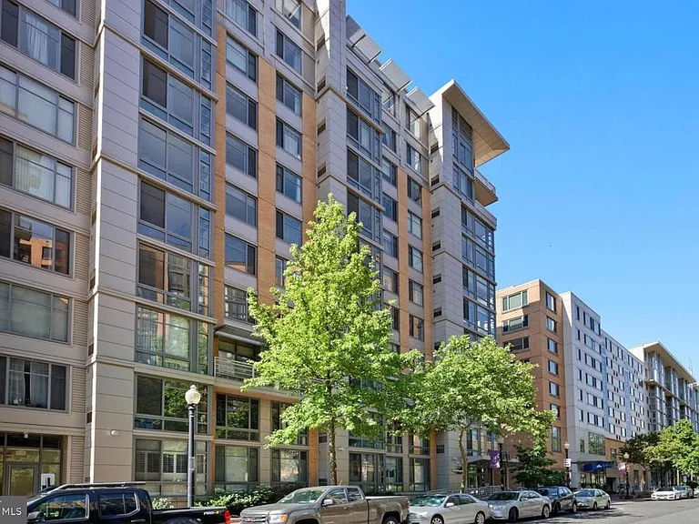 440 L St NW #407 — Photo 17