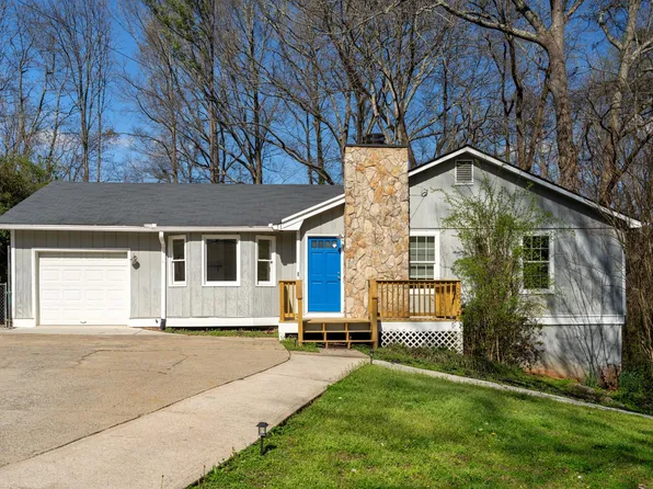 2502 Wild Rose Cir, Lawrenceville, GA 30044