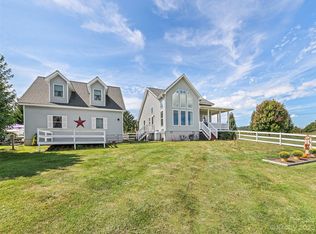 15 Bluebird Ln, Waynesville, NC 28785