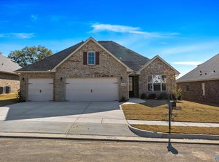 606 Magnolia Cv Ln SW, Hartselle, AL 35640