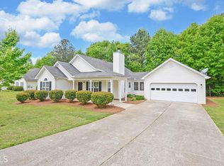 511 Greenfield Dr, Statham, GA 30666